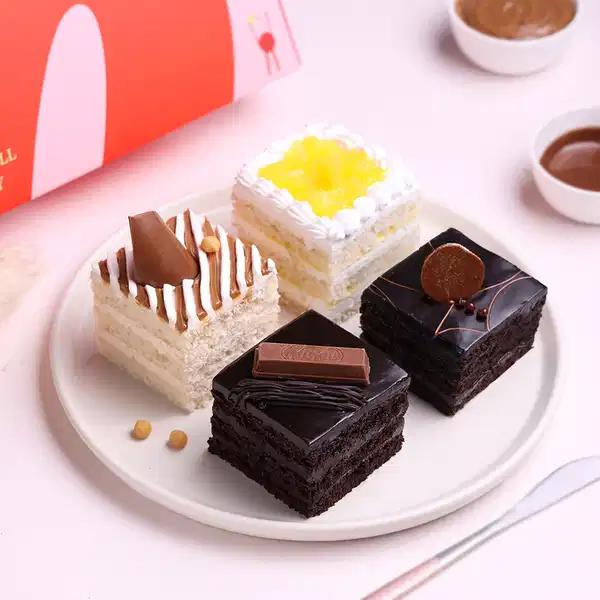 Assorted Pastry Box image 2